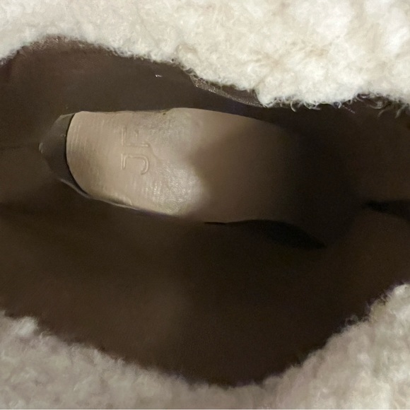 NWOT. JUSTFAB Ellie Trim Lug Sole Bootie - Picture 6 of 7